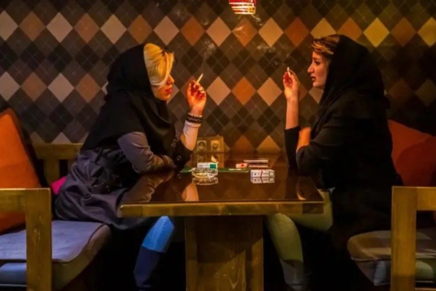 تصویر توتون داخلی با برند خارجی؛ سیگار در ایران ارزان‌تر از غذاست؟