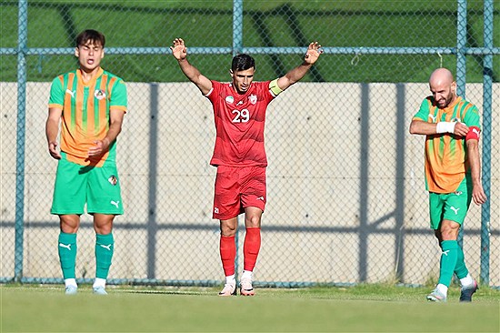 پرسپولیس هاشمیان با برد استارت زد