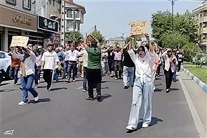 ببینید | آب، برق، زندگی، حق مسلم ماست؛ اعتراض مردم شهر خشکبیجار گیلان به بی‌آبی و بی‌برقی