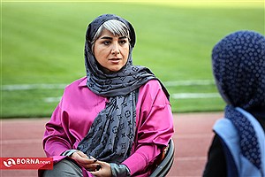سرمربی سابق تیم ملی: فوتبال زنان را «زنده» نه، حداقل «مُرده» پخش کنید