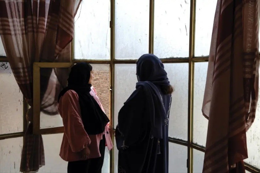 تصویر اینجا کمپ «خَیرخانه»، روایت دردناک 7 زن افغانستانی پس از رد مرز شدن از ایران‌