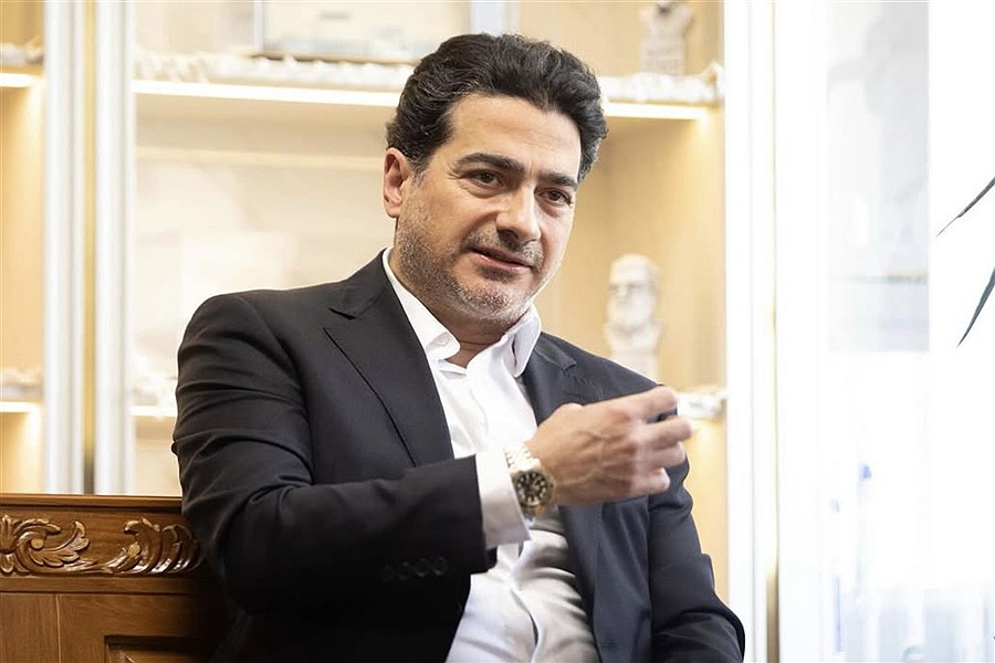 تصویر کنسرت خیابانی همایون شجریان در میدان آزادی تهران لغو شد، در استادیوم آزادی هم برگزار نمی‌شود