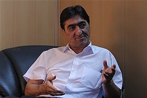 ناصر محمدخانی: دغدغه مردم، تاثیر نرخ دلار روی قیمت گوشت و برنج است، نه کنسرت همایون شجریان