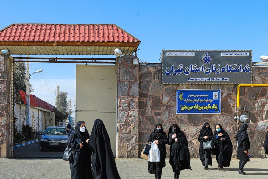 تصویر جان‌باختن دو زن زندانی؛ سازمان حقوق بشر ایران خواستار بسته‌شدن زندان قرچک شد
