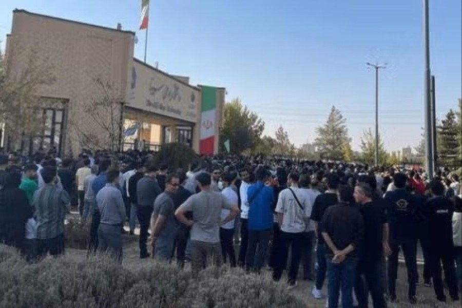 تصویر نیابتی‌های خارجی جمهوری اسلامی، معترضان ایرانی را در داخل کشور سرکوب می‌کنند