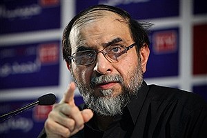 رحیم‌پور ازغدی: در خیابان هم داف می‌بینیم، هم ناف