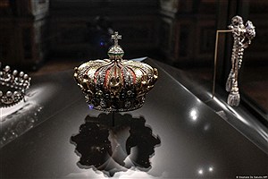 بازداشت دو مظنون سرقت از لوور؛ جواهرات پیدا نشد