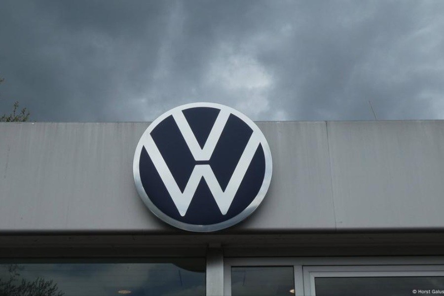 تصویر زیان میلیاردی فولکس‌واگن در پی بحران اقتصادی پورشه