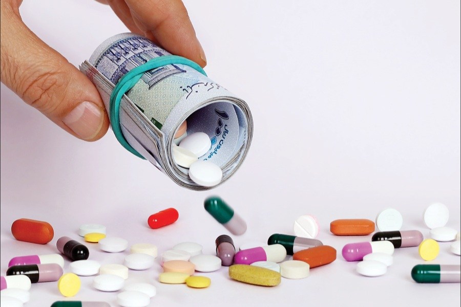 تصویر نماینده مجلس: با فعال شدن مکانیسم ماشه، قشر ضعیف دیگر توان تهیه دارو را ندارد