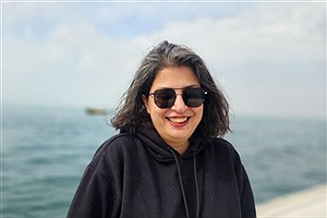 تهدید پلیس امنیت به مسدود کردن حساب‌های الهه خسروی، روزنامه‌نگار و سازنده پادکست