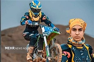 النا معدنی‌پور، موتورسوار در پی حادثه‌ای در پیست موتورسواری آزادی به کما رفت