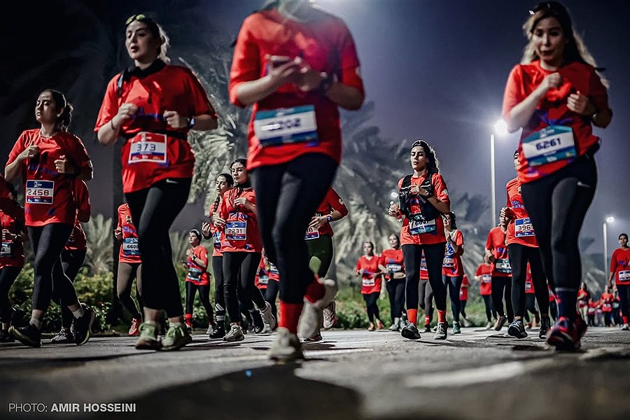 برخورد جمهوری اسلامی با برگزارکنندگان ماراتن کیش در پی دویدن زنانی با حجاب اختیاری