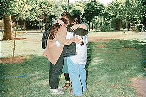 «دیگر راه بازگشتی نیست»/ روایت گاردین از سرپیچی زنان ایرانی از قانون ضدحقوق‌بشری حجاب اجباری جمهوری اسلامی