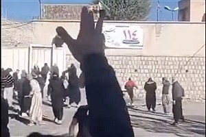 ببینید | کشتار وحشیانه مردم معترض در ملکشاهی‌ ایلام توسط سپاه پاسداران