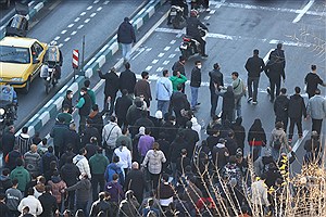 جمهوری اسلامی در وضعیت «بقا»؛ اعتراضات سراسری و احتمال حمله خارجی هم‌زمان اوج گرفت