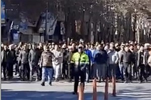 ببینید | اعتراضات گسترده مردم در بجنورد با درخواست حمایت از نیروی انتظامی