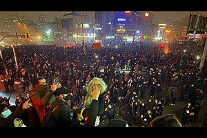 علی خامنه‌ای معترضان ایرانی را «مزدوران خارجی» خواند