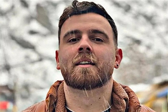 حکم اعدام عرفان سلطانی به تعویق افتاد