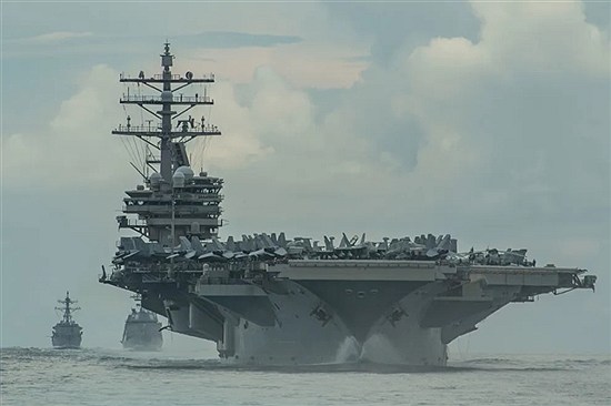 ترامپ، خامنه‌ای را تهدید کرد؛ دستور آماده‌باش پشتیبانی سطح‌بالا به ستاد فرماندهی مرکزی ارتش آمریکا صادر شد