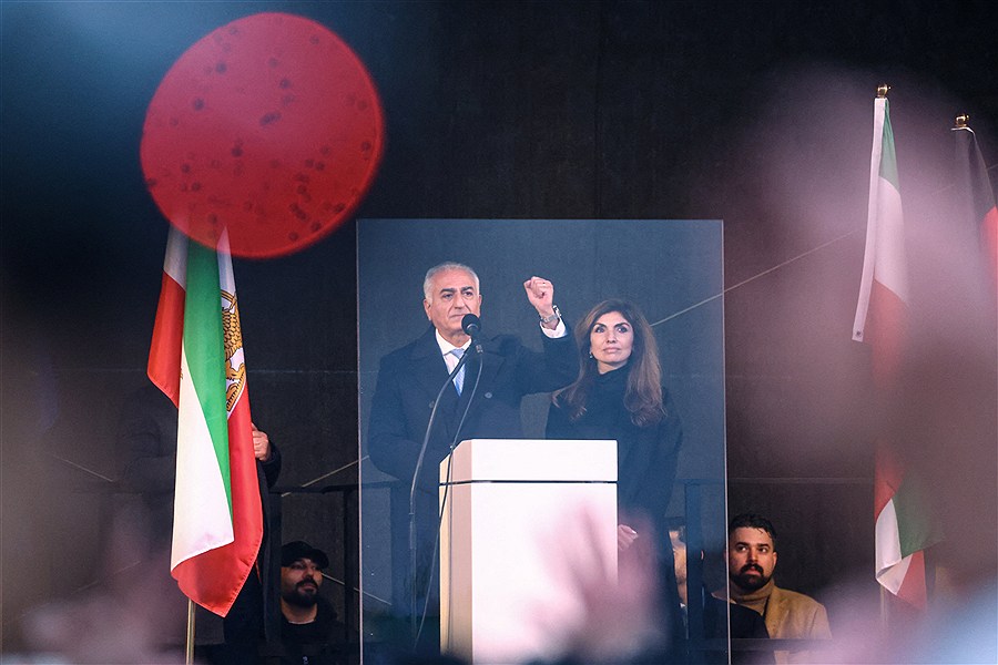 شاهزاده رضا پهلوی در تجمع ۲۵۰ هزار نفری مونیخ: این آخرین نبرد ماست