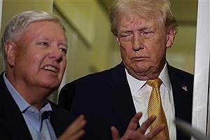 لیندسی گراهام: افرادی در اطراف دونالد ترامپ به او توصیه می‌کنند به ایران حمله نکند