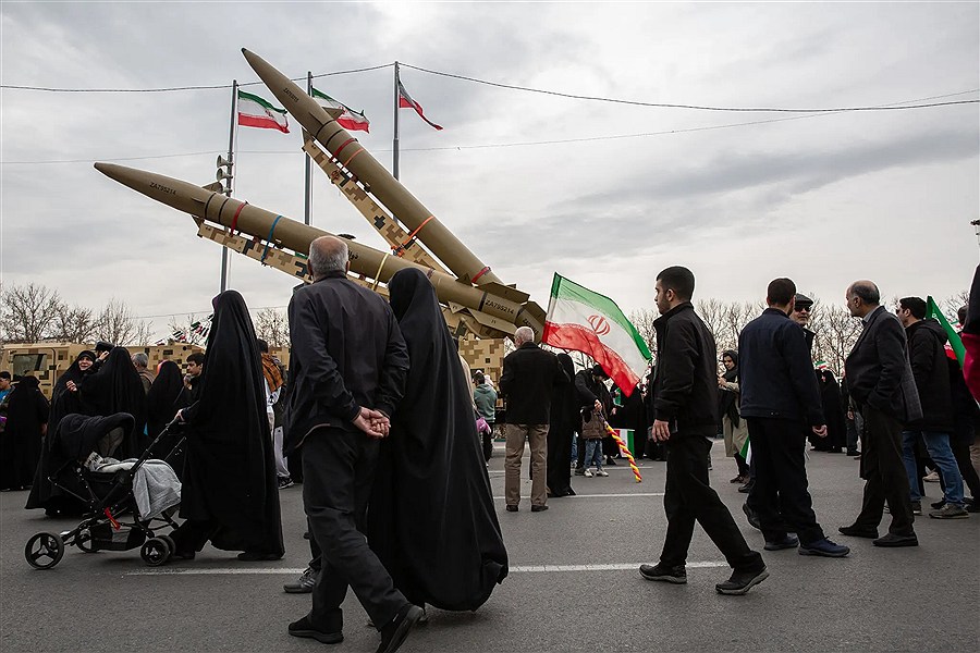 نیویورک تایمز: جمهوری اسلامی تسلیم شدن به خواسته‌های آمریکا را پرریسک‌تر از جنگ می‌داند