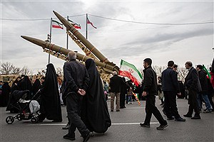 نیویورک تایمز: جمهوری اسلامی تسلیم شدن به خواسته‌های آمریکا را پرریسک‌تر از جنگ می‌داند