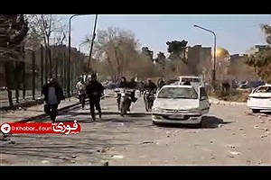 ببینید | فرار نیروهای بسیج و سپاه از ورزشگاه بعثت پس از حمله هوایی به تهران