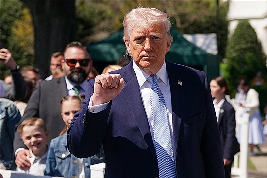 ترامپ: تنها دلیلی که مردم ایران به خیابان نمی‌آیند و اعتراض نمی‌کنند، به دلیل ترس از کشته شدن است، مثل آن کشتی‌گیر