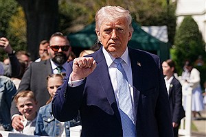 ترامپ: تنها دلیلی که مردم ایران به خیابان نمی‌آیند و اعتراض نمی‌کنند، به دلیل ترس از کشته شدن است، مثل آن کشتی‌گیر