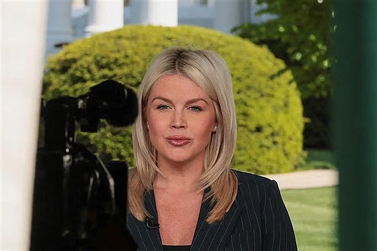 کارولین لیویت، سخنگوی کاخ سفید: توقیف دو کشتی توسط ایران نقض آتش‌بس نیست، چون آمریکایی یا اسرائیلی نیستند