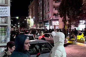 محکومیت یک نفر به زندان به دلیل پخش شیرینی در شب کشته شدن خامنه‌ای در حملات آمریکا و اسرائیل